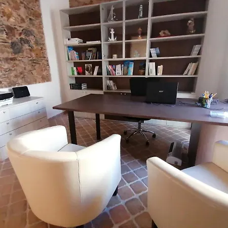 And Breakfast I Gemelli Πανσιόν Iglesias